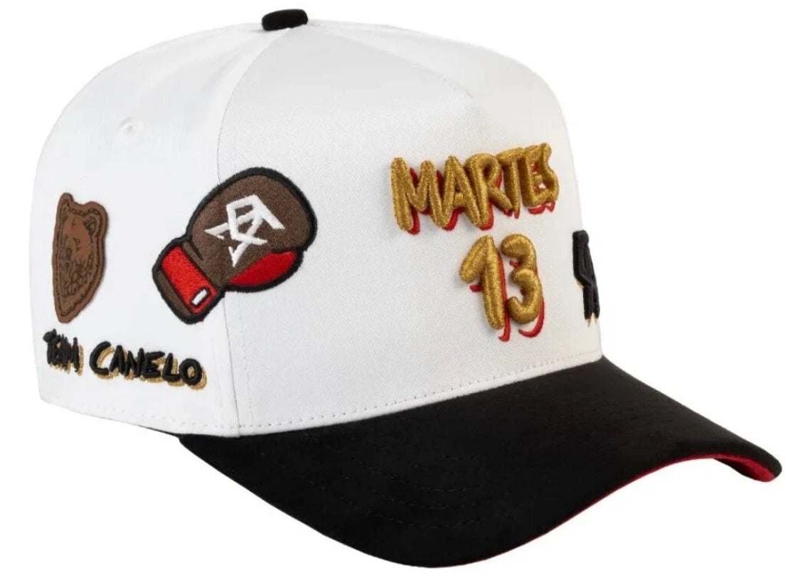 Martes 13 (White)