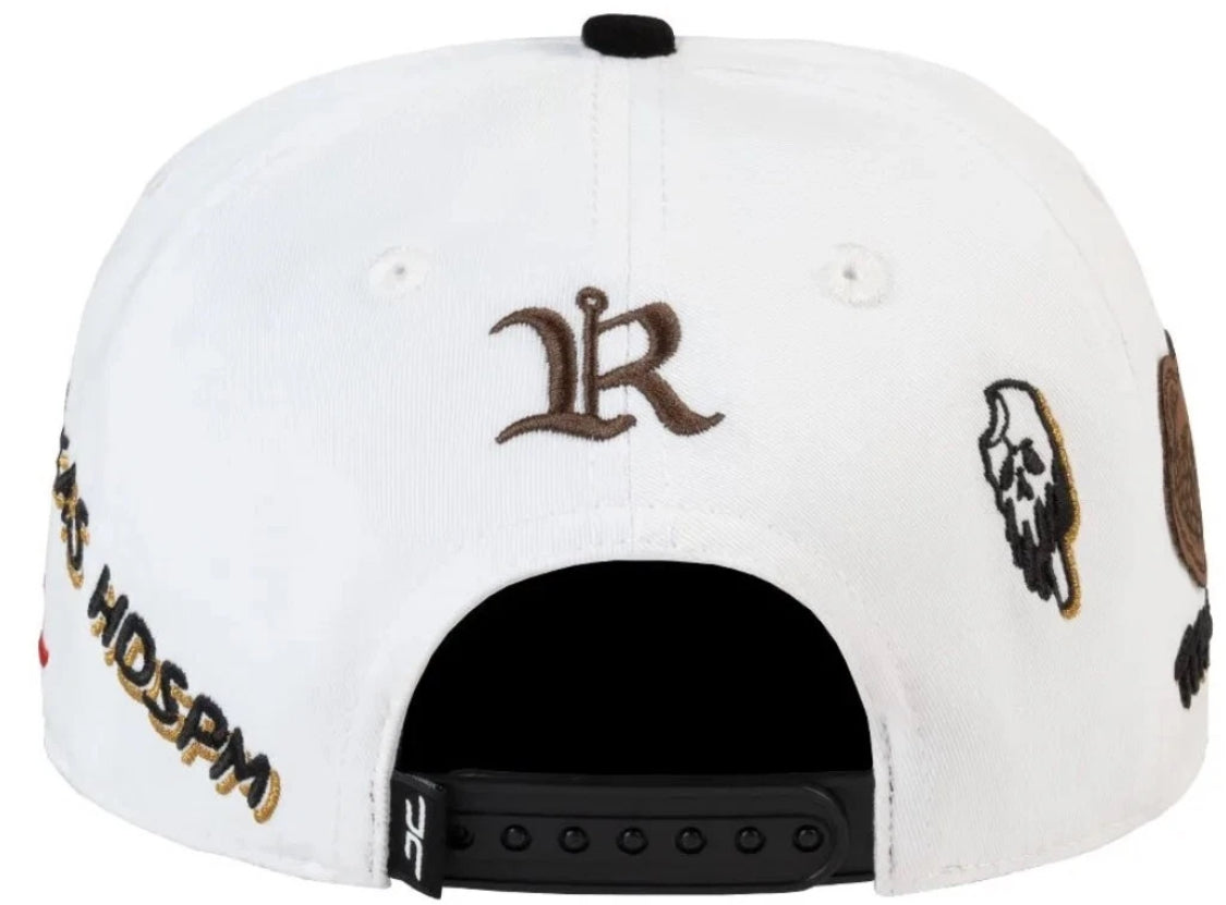 Martes 13 (White)