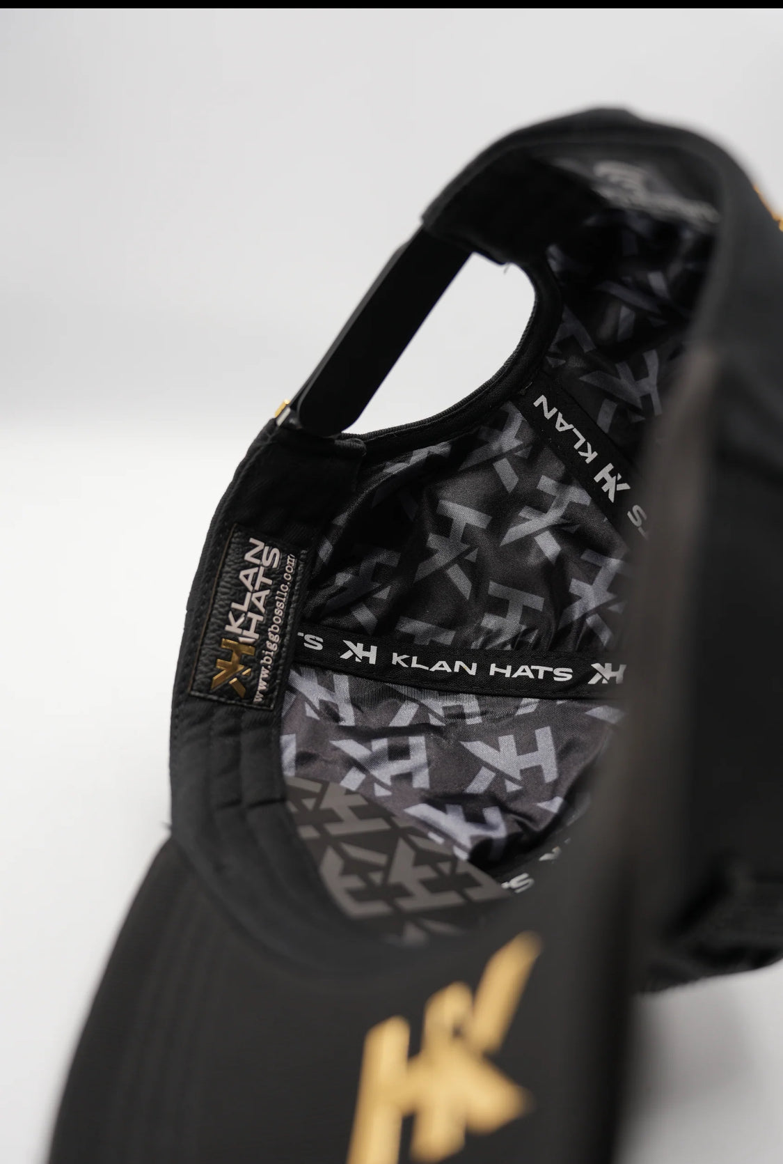 L.A. Chrome (Black/Gold)