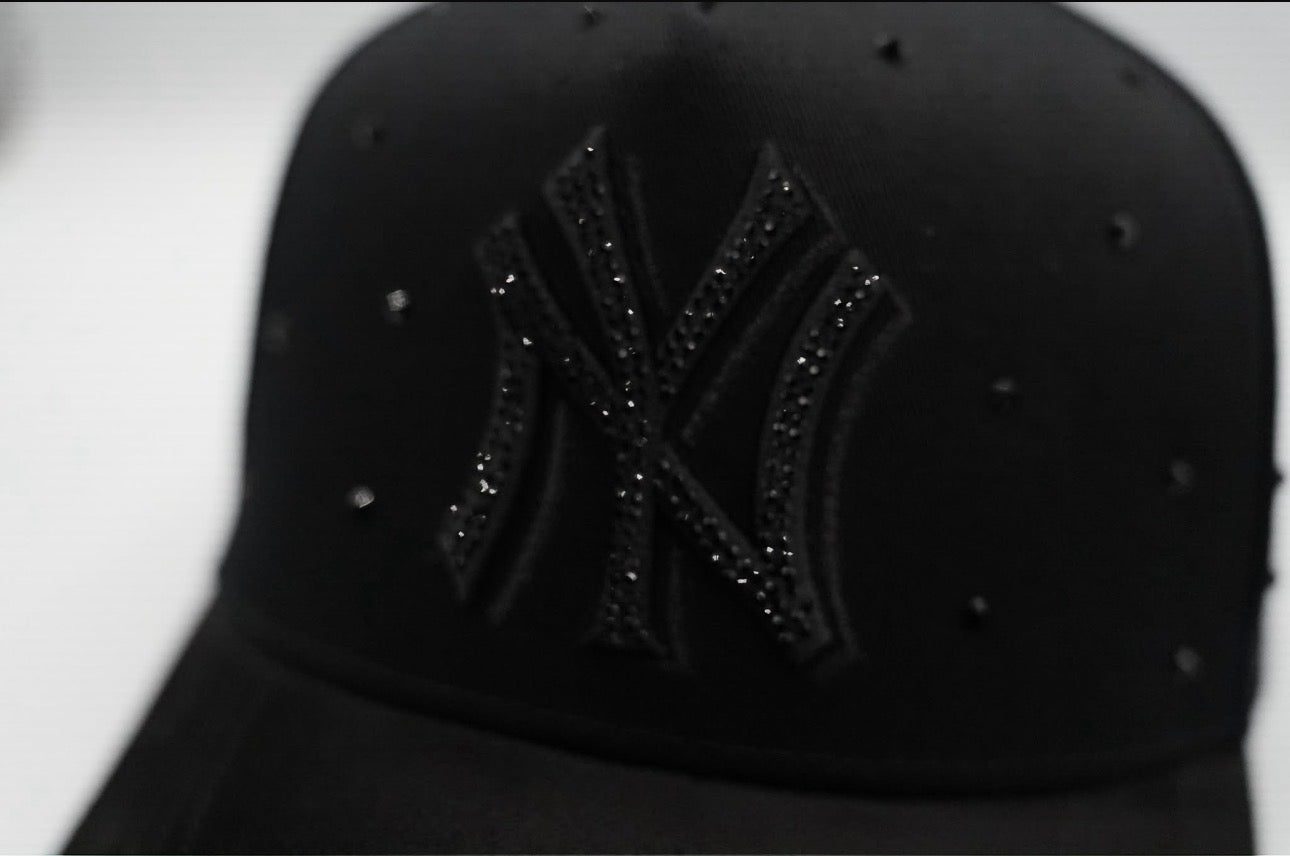 N.Y. Crystals (Total Black)