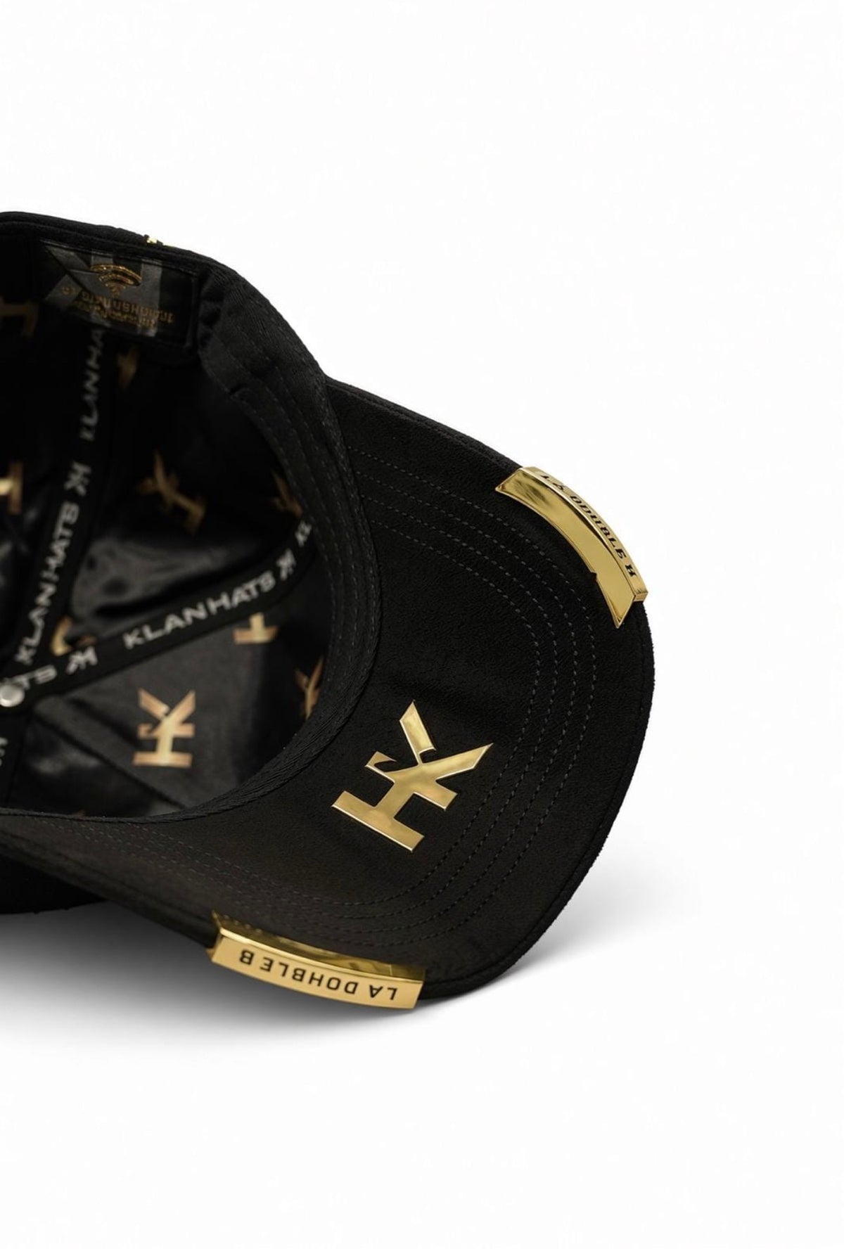 Chrome Bendecido (Gold)