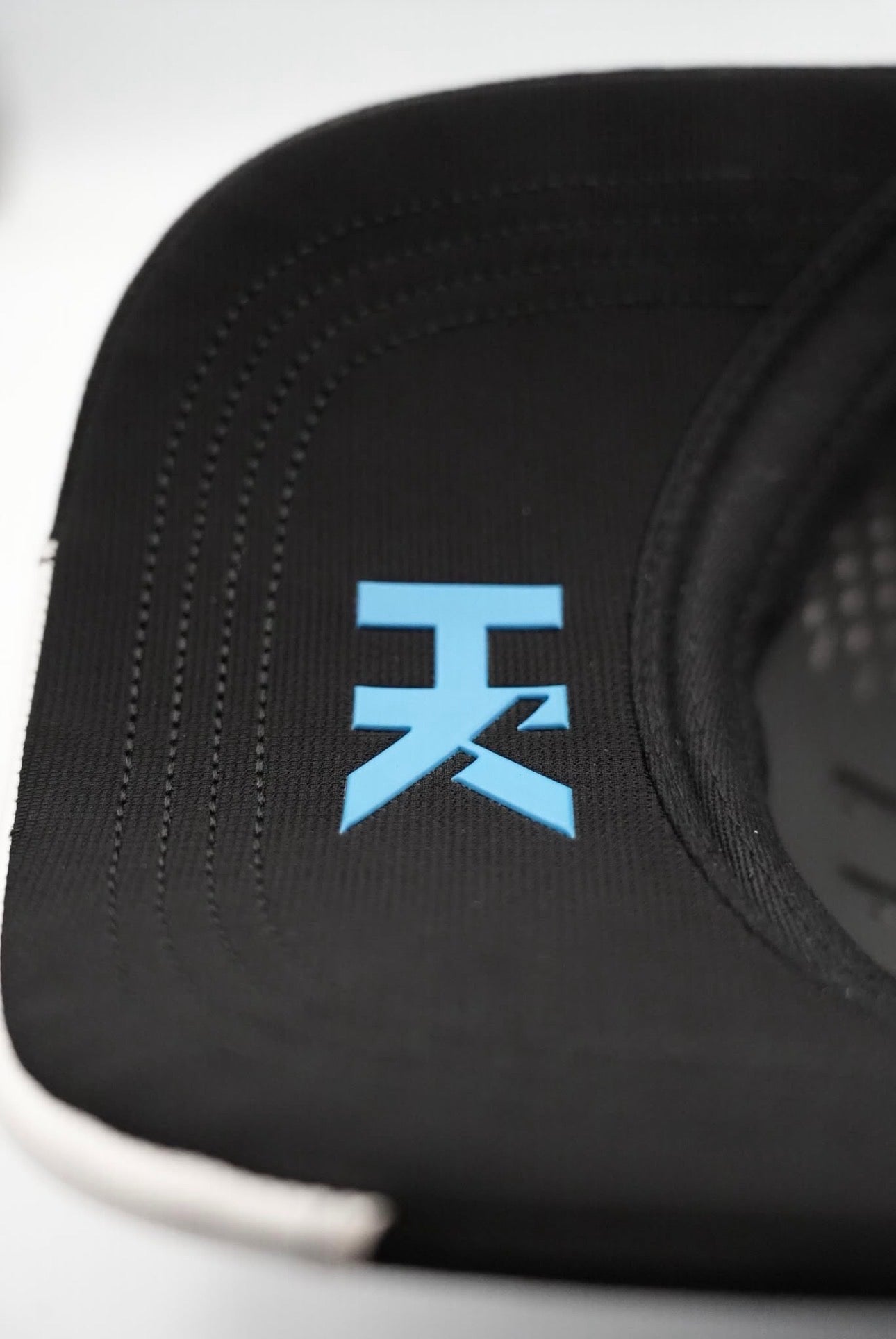 Los Angeles Klan (Black/Blue)